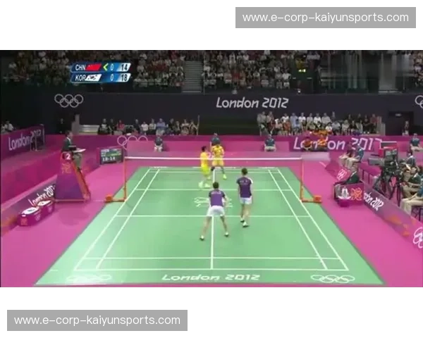 羽毛球淘汰赛：竞技与激情的碰撞，谁将最终登顶？